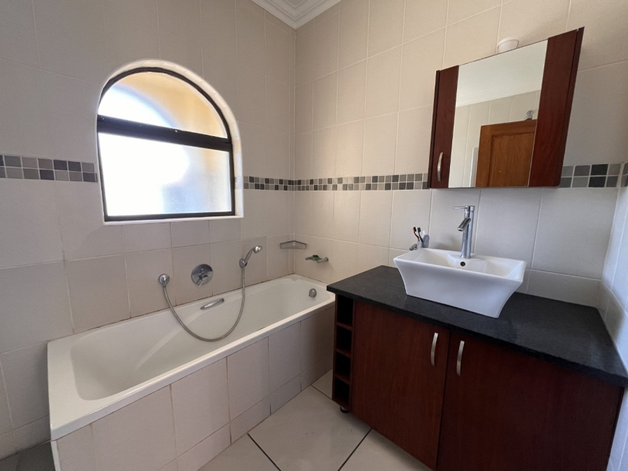 3 Bedroom Property for Sale in Lilyvale Free State